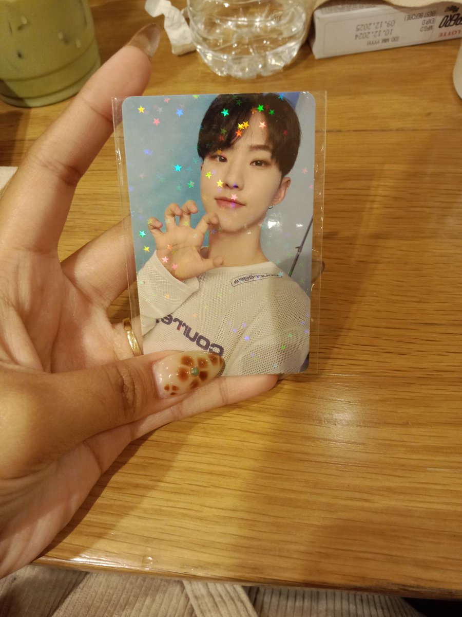 hoshlipcy's tweet photo. I'm so happy to meet you, and I realized once again that thank you sunbaenim kween @_dokyeomx umuwi na ang kinangkinang na hoshi jp pc ackkk, HORANGHAE! 😚
#iskathanks https://t.co/QuM1bj6fZq