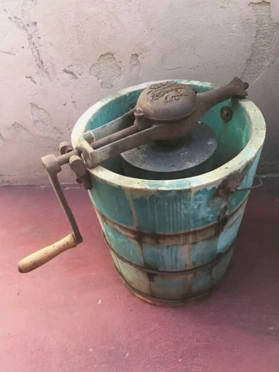 Johnny Cadillac tweet media