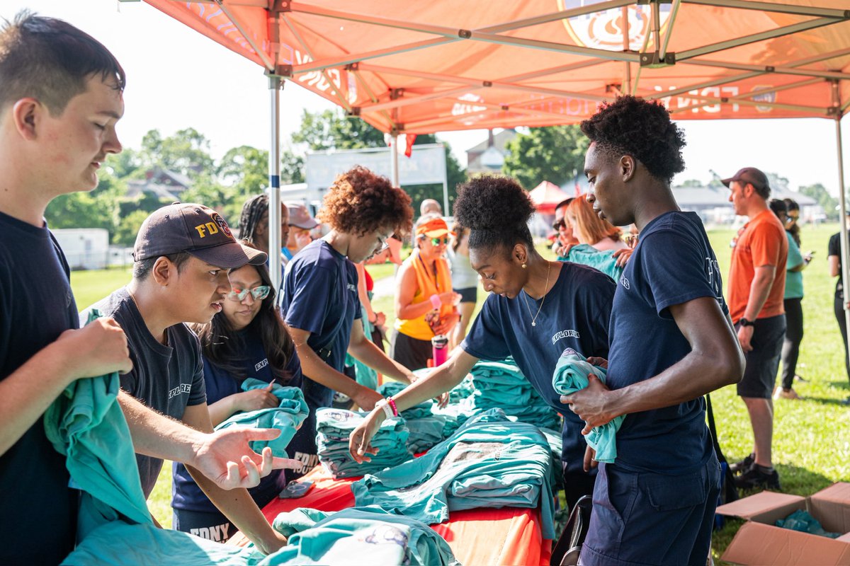 FDNY's tweet image. On Saturday, the #FDNY Family Assistance Unit and FIRED UP for a CURE held a 5K run in support of those affected by WTC related illnesses.
