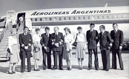 🇦🇷🇮🇱 Israel fue el país que mas ayudó con personal y armamento a la Argentina durante la guerra de Malvinas.

-Envió técnicos a las islas para la instalación de equipos
-Le vendió armamentos por US$ 173 millones (aviones Mirage y A-4E Skyhawk, radares, uniformes, misiles Shafrir