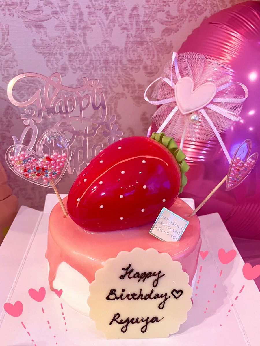 るーめい tweet media