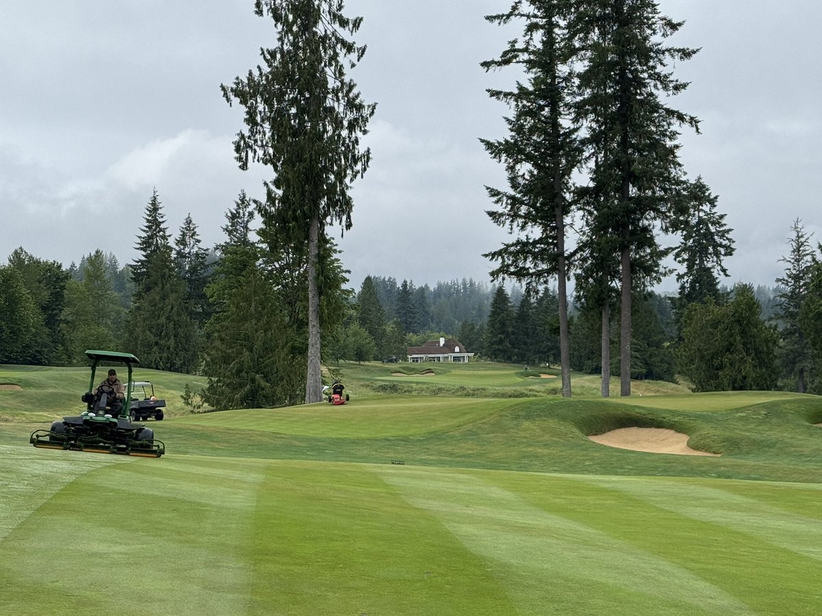 Sunday morning Member/Member course setup almost complete.  <a href="/aldarragc/">Aldarra Golf Club</a>