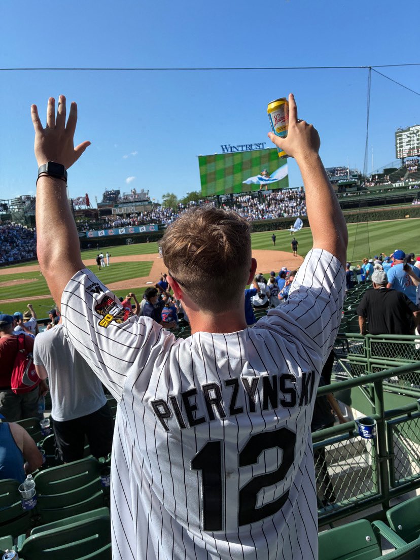 Jake_Hoosier's tweet image. There’s always one, even in enemy territory @ajpierzynski12