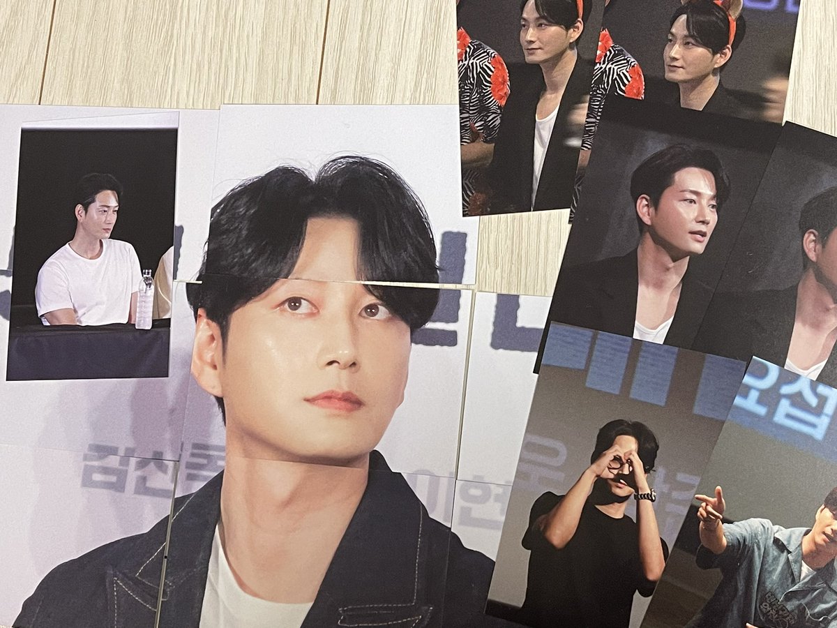 taethetaken's tweet photo. #레몬백작탄신일
#이현욱의_모든날_복복복

요번 생카가 너무 좋았던 점은 ,, 특전과 사진들 (ㅋㅋ) 제가 찌라시 컨셉을 좋아해서 특전이 원래도 좋았는데 포카 뒷면에 현욱이 그린 ^_^ 못생긴 임티나 생일 초대 손글씨가 있단 점이 ,, 너무 좋았음 웃긴점은트레카한장이없음아놔럭드더할걸오늘도할걸 https://t.co/tiMVPuwcDz