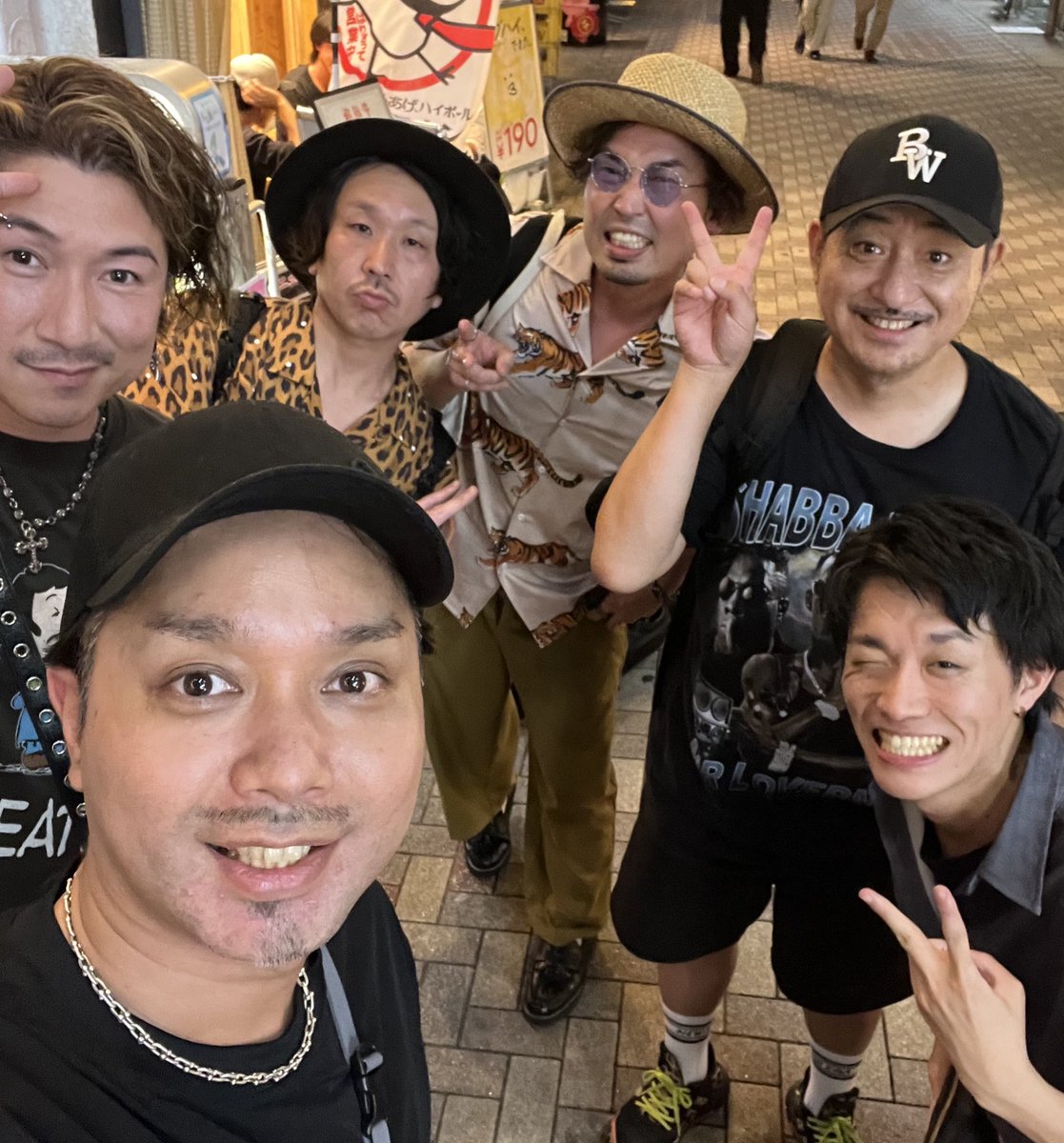 ありがとう岐阜✨
#3マンLIVE #カルテット.
#megahorn #elbrunch
#打ち上げました