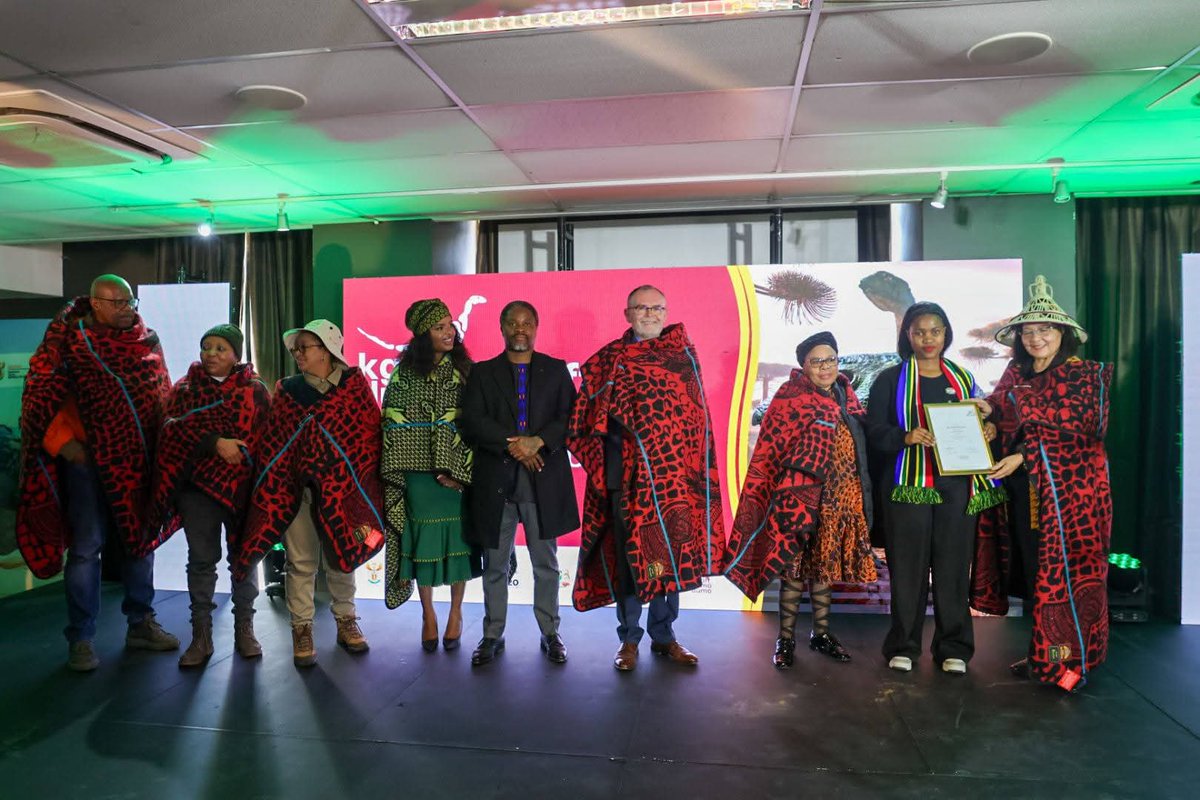 15 youth graduated from Tourism's Tourist Guides Training programme receiving NQF Level 2 accredited qualifications in nature and culture guiding. Their skills will enhance the visitor experience at #KgodumodumoDinoCentre. 
#GoldenGateDinoCentre
#SANParks 
#FreeStateTourism