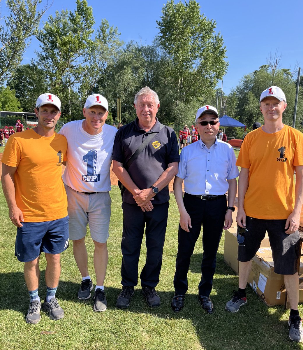 NagaokaKansuke's tweet photo. I attended the first U8 #FirstCup in Brno where 20 teams and 250 players joined. Congratulations to #Hroši Brno for the excellent play! I hope more teams will join the next year. https://t.co/N9pJp1cv1r