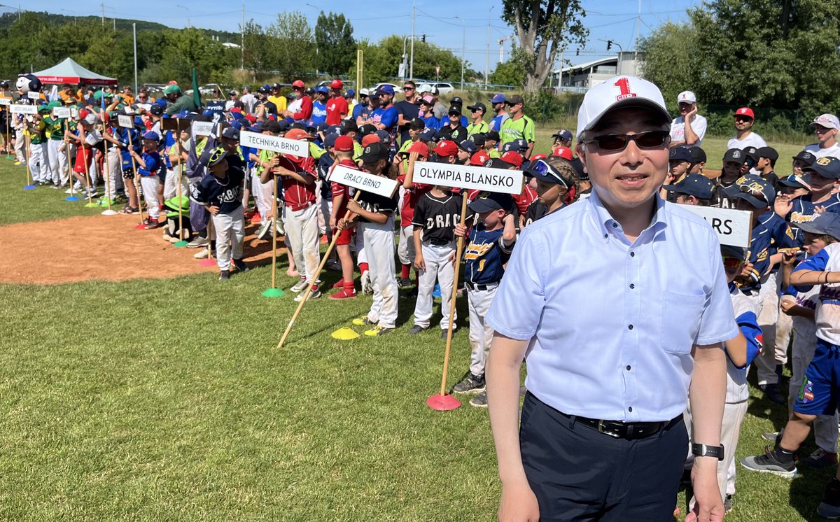 NagaokaKansuke's tweet photo. I attended the first U8 #FirstCup in Brno where 20 teams and 250 players joined. Congratulations to #Hroši Brno for the excellent play! I hope more teams will join the next year. https://t.co/N9pJp1cv1r
