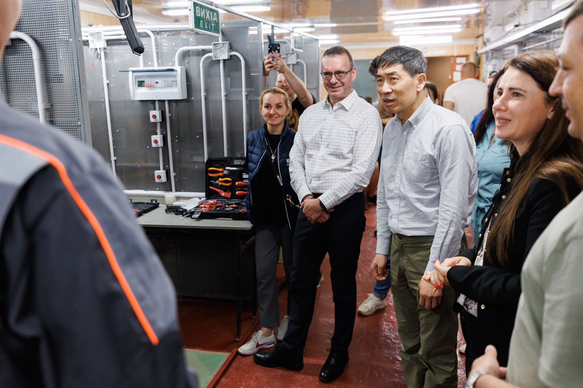 Haoliang Xu (@haoliangxu) on Twitter photo Great visit to Mykolaiv Higher Vocational School No. 21! Thanks to Director Serhii Arhypov & Liudmyla Komisarova of Mykolaiv Oblast Military Admin for showing how <a href="/UNDP/">UN Development</a>-supported training equips IDPs & Ukrainians with vital skills to rebuild lives & communities. Great visit to Mykolaiv Higher Vocational School No. 21! Thanks to Director Serhii Arhypov & Liudmyla Komisarova of Mykolaiv Oblast Military Admin for showing how <a href="/UNDP/">UN Development</a>-supported training equips IDPs & Ukrainians with vital skills to rebuild lives & communities.