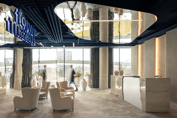 sdetails's tweet image. Aujourd'hui, Détails d' #architecture va au #Portugal, à #Porto , à la découverte des #bureaux de Forvis Mazars, un projet signé GRAU.ZERO Arquitectura: #teamarchi #intérieur
Les photos: @ivotavaresnet
tinyurl.com/2r752r7f