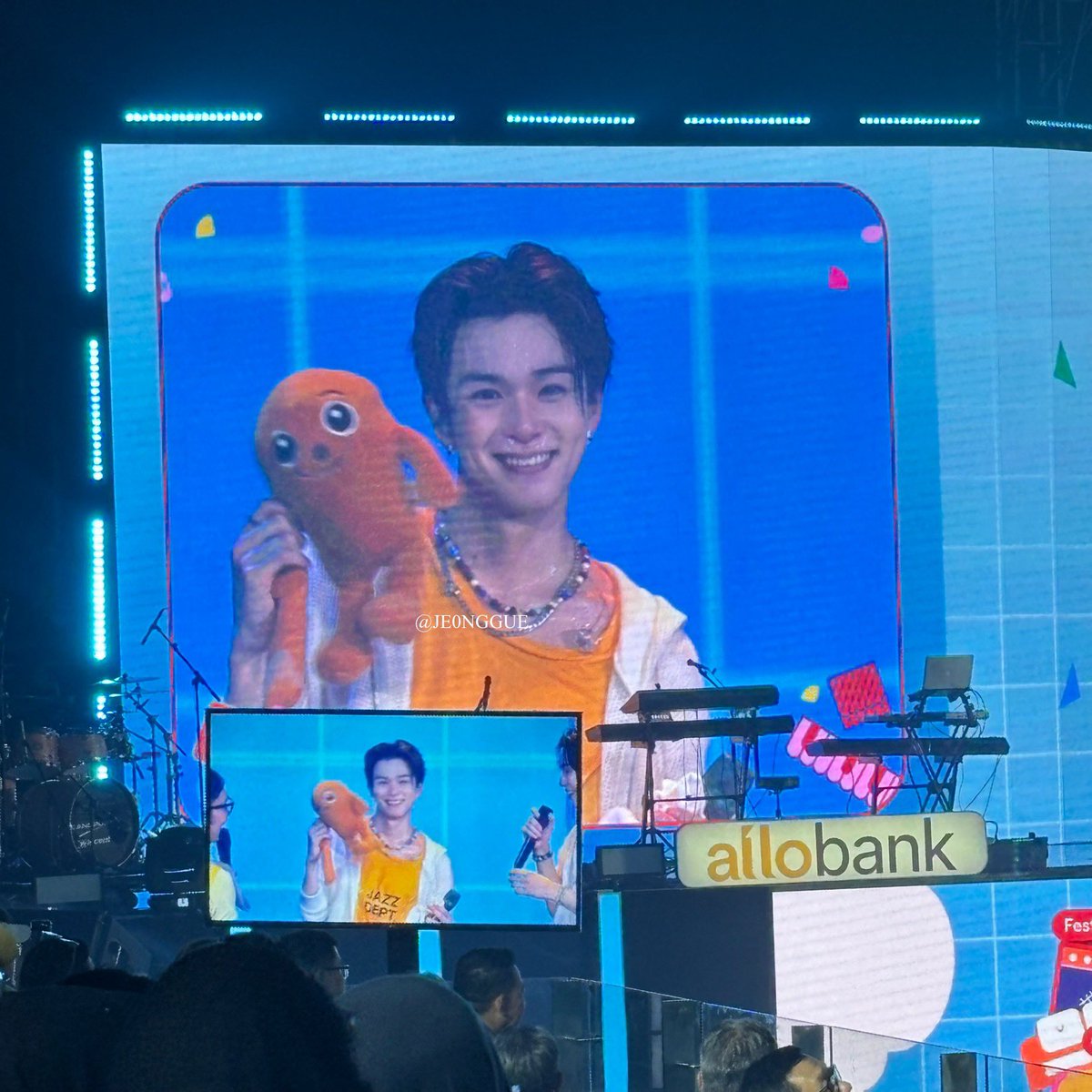 asahi with tungtungtung sahur😭🤏🏻

#TREASUREatAlloBankFest
#AlloBankFestival2025
#TREASURE #ASAHI #아사히 <a href="/treasuremembers/">TREASURE</a>