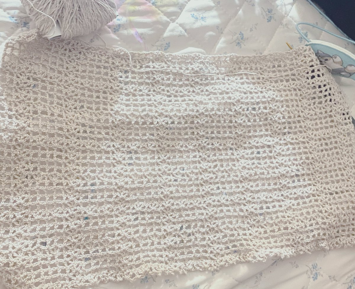 やっと模様8段目に入ったー😭