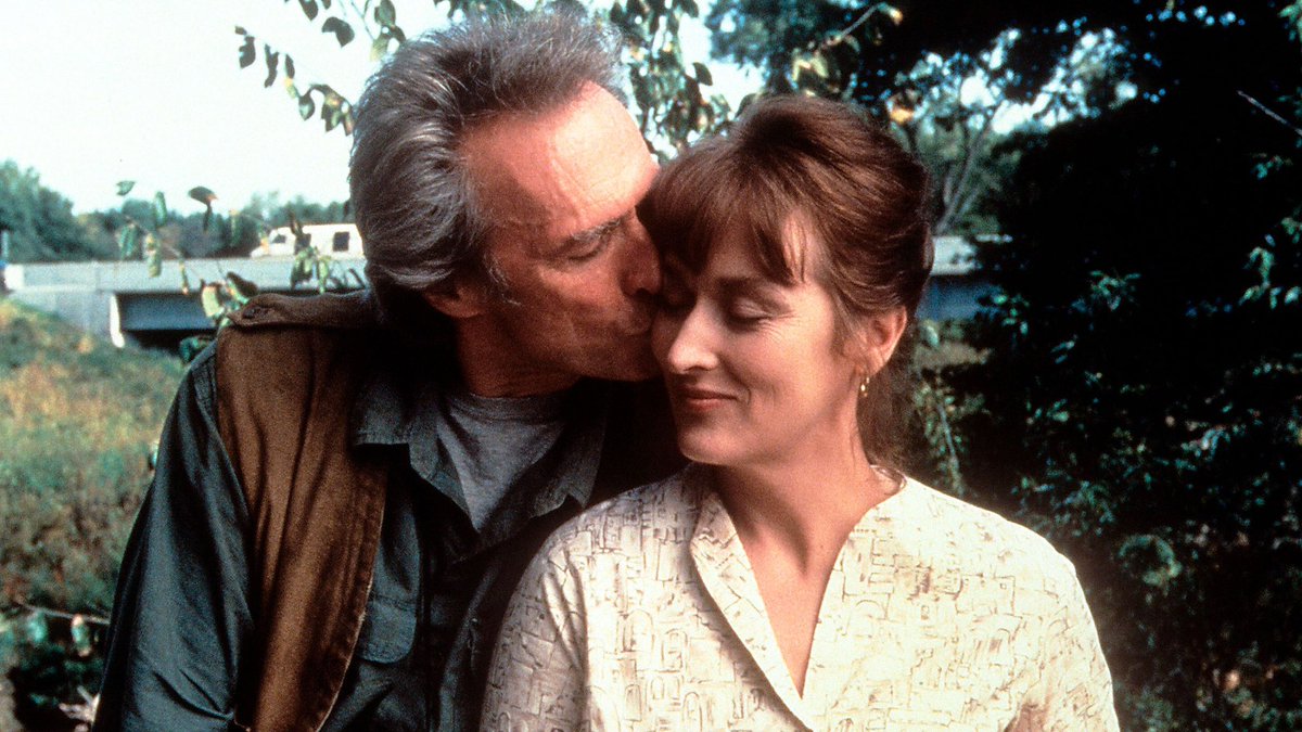 cinefiliacult's tweet photo. ¿Amor?….
No hablen de él si no han visto esto💔👇🏼🥺

📸 - Los puentes de Madison (1995) https://t.co/6SDcpTaBx8