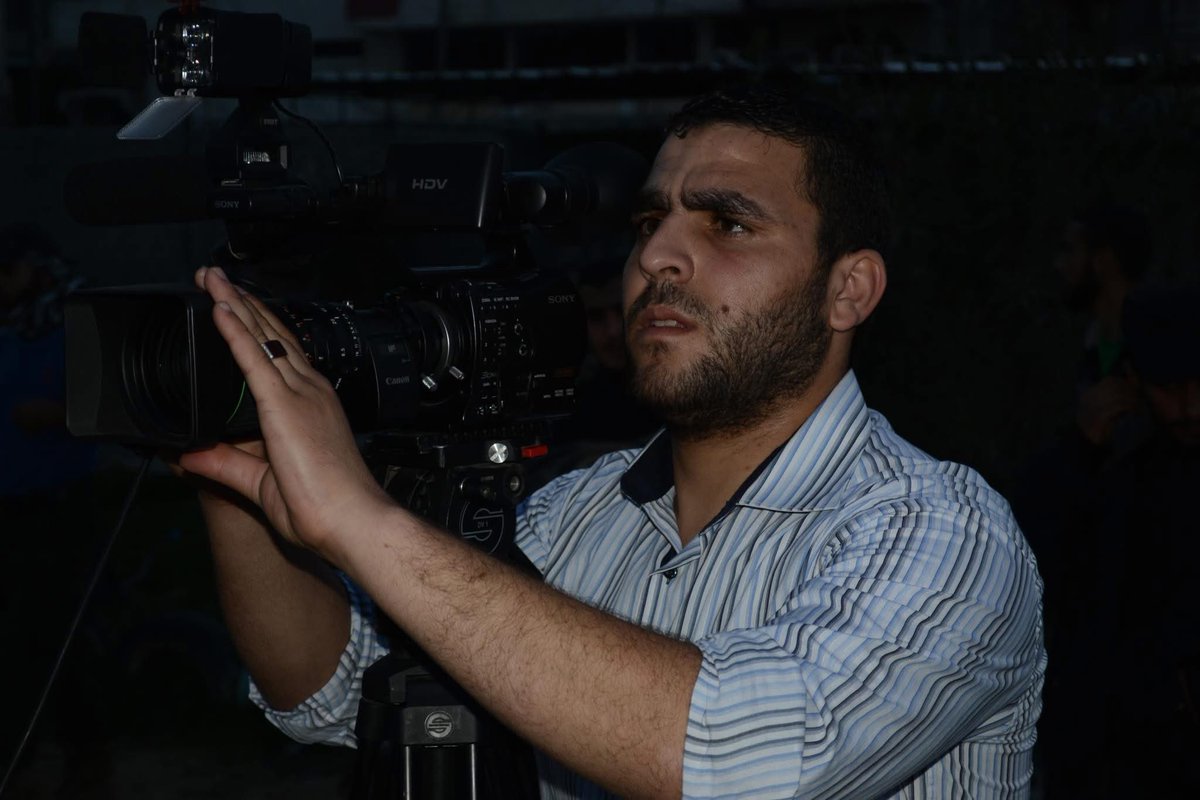 Tamer Almisshal | تامر المسحال (@tamermisshal) on Twitter photo ارتقاء الصحفي ابن غزة أمين حمدان شقيق زميلنا وحبيبنا المذيع في قناة الجزيرة محمد حمدان <a href="/OfficialMHamdan/">محمد فتحي حمدان</a> .. ارتقى امين مع زوجته وطفلتيه .. اللهم ارحمهم واربط على قلوب العائلة الكريمة ارتقاء الصحفي ابن غزة أمين حمدان شقيق زميلنا وحبيبنا المذيع في قناة الجزيرة محمد حمدان <a href="/OfficialMHamdan/">محمد فتحي حمدان</a> .. ارتقى امين مع زوجته وطفلتيه .. اللهم ارحمهم واربط على قلوب العائلة الكريمة