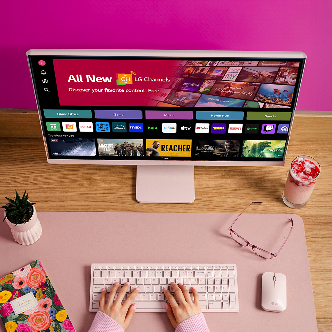 LGUS's tweet image. Summer streaming, your way. LG MyView Smart Monitors have webOS 23 built in, giving you easy access to your favorite apps and streaming services.
Learn more: spr.ly/60124yRrj