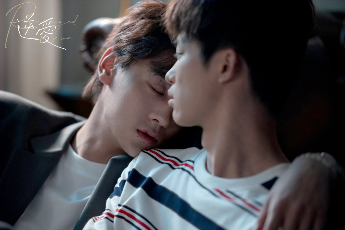 RevengedLove_'s tweet photo. 第六集劇照搶先看——
少男滿懷心事，有你在旁即可安然入睡。
追男手冊第一步，愛他就先攻略他的胃！
明晚8點，《逆愛》第六集見！
#逆愛 #柴雞蛋 #吳所畏 #梓渝 #池騁 #田栩寧 #郭城宇 #展軒 #姜小帅 #刘轩丞 #RevengedLove #Wusuowei #Chicheng #GuoChengyu #JiangXiaoshuai #BL #boyslove https://t.co/HIFphtzpUk