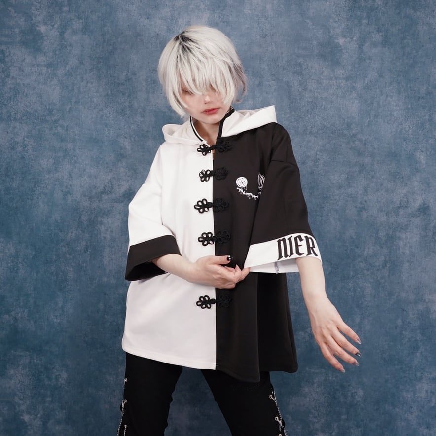 NieR_tokyo's tweet photo. 🎁本日〆切プレゼント企画🎁

こちらの当店オリジナル商品を

🎁3名様にプレゼント🎁

◼応募方法
フォロー(@NieR_tokyo) &amp; リポスト
◼締切〆  本日24時

ユニセックスアイテムです🐰

是非ご参加ください🙇‍♂️🙇‍♀️ https://t.co/2eslQovesb