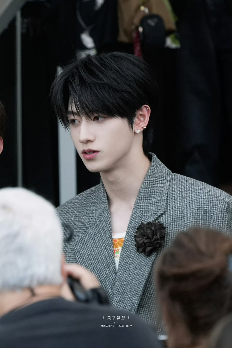Shoot_ (@HeeBea1) / Posts / X