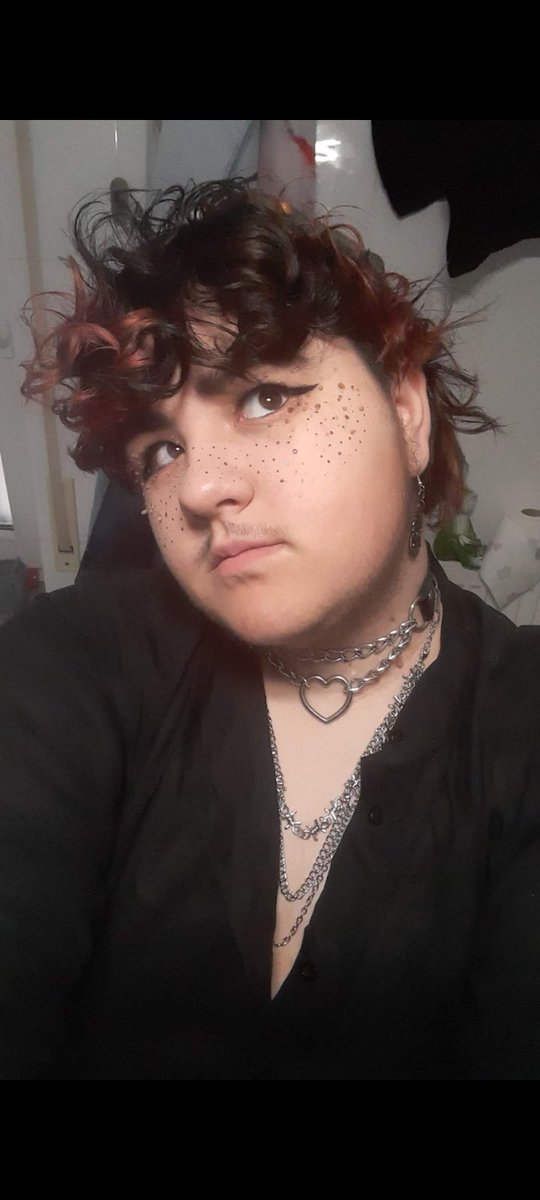 Pfp Vs user 🙂‍↕

(Older picture cause i have posted my New ones to often i fear 

Pfp credit goes to <a href="/L4NDO_N0RR1S_/">chelsea ⁴ ¹⁶ 🏎️ loserboy #2 🦋lnWHORE 🧚🏼</a>  btw 🙂‍↕<3)