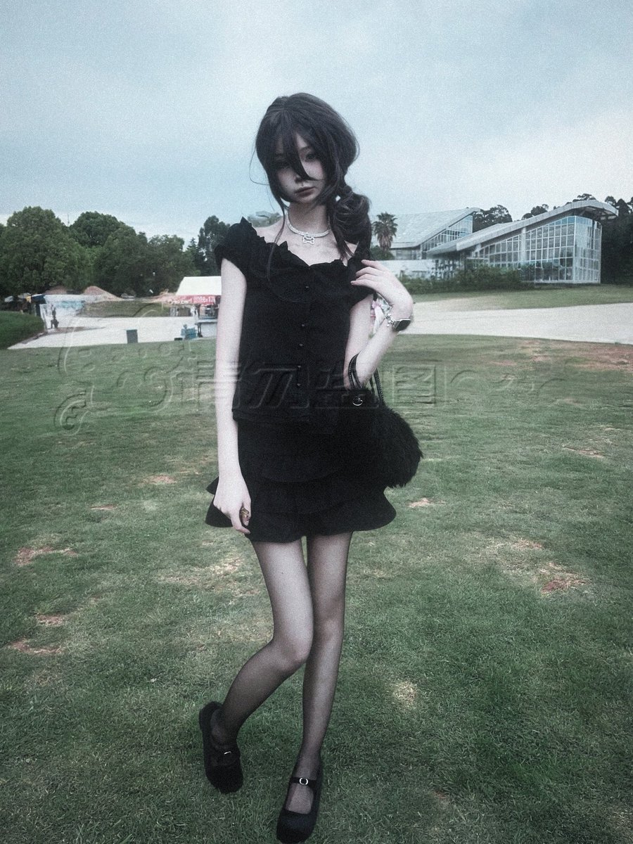 黄推福利内容 - 摘星星的精彩图片 福利姬摘星星分享的黄推图片1 - 网红私拍内容