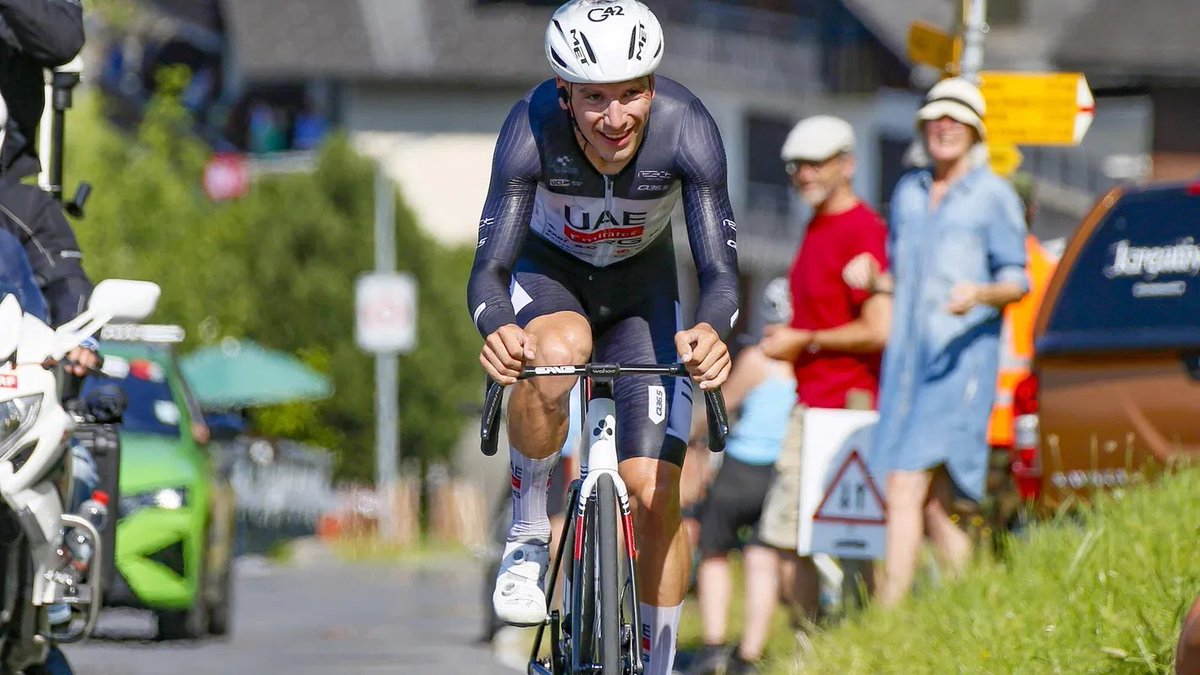 Miroir2Cyclisme's tweet image. Joao Almeida réalise une énorme performance dans le CLM/ITT final du Tour de Suisse 2025 en remportant le chrono et le CG final 👏
Kevin Vanquelin réalise le 4ème temps et termine à la 2nd place👏
📸 Cor Vos
 #tourdesuisse #JoaoAlmeida #KevenVauquelin #TDS2025 #cyclisme #ciclismo