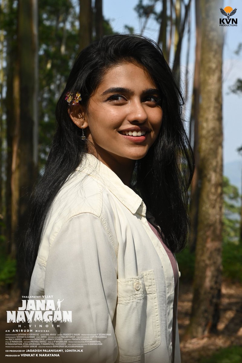 Team #JanaNayagan wishes <a href="/_mamithabaiju/">Mamitha Baiju</a> a happy birthday!