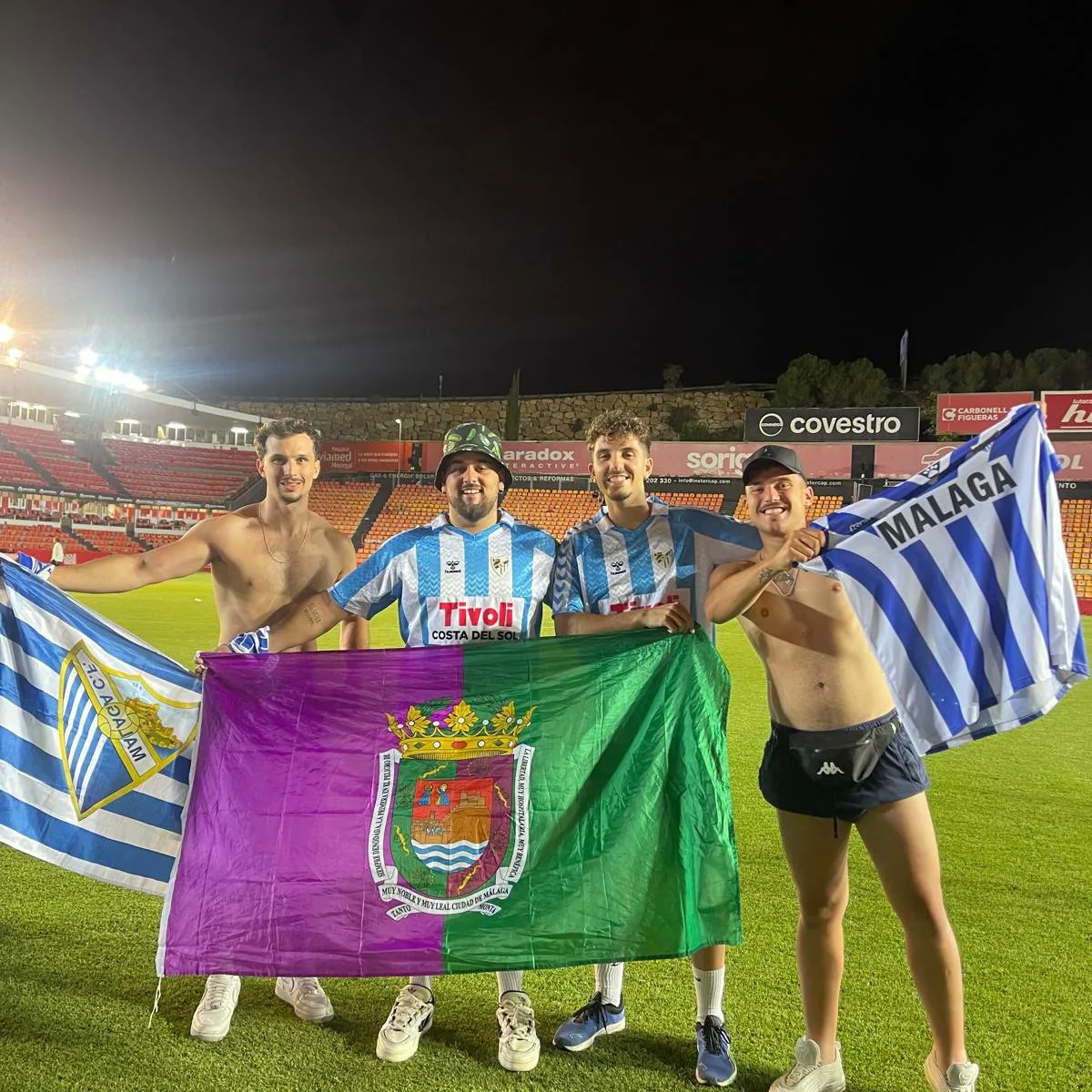 borja26399's tweet photo. @MalagaCF @LaLiga2 💙🤍 https://t.co/hTPYOPQGTr