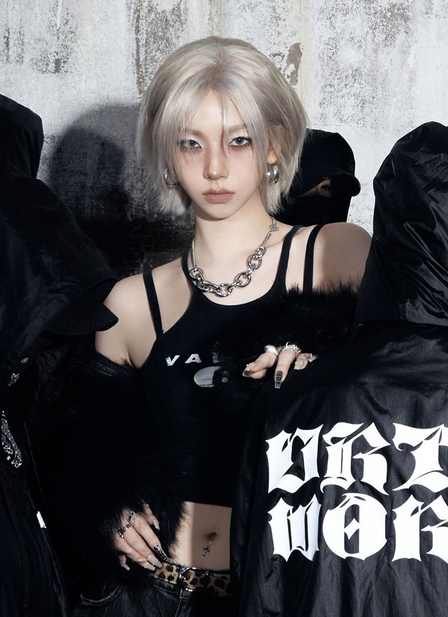 Karina🍋 tweet media