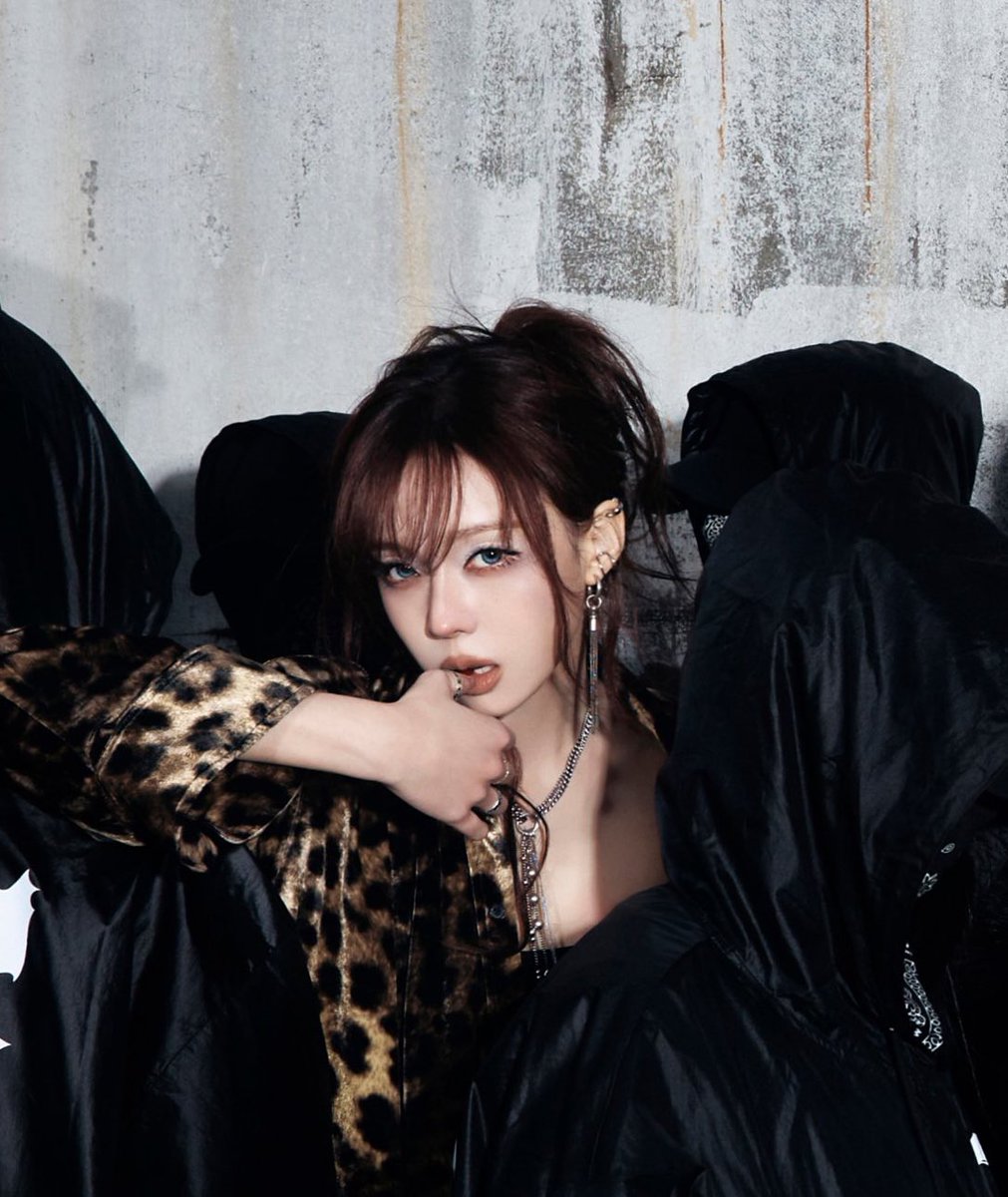 onewinter_'s tweet photo. 미친…….. https://t.co/Xgi9AwJS6y