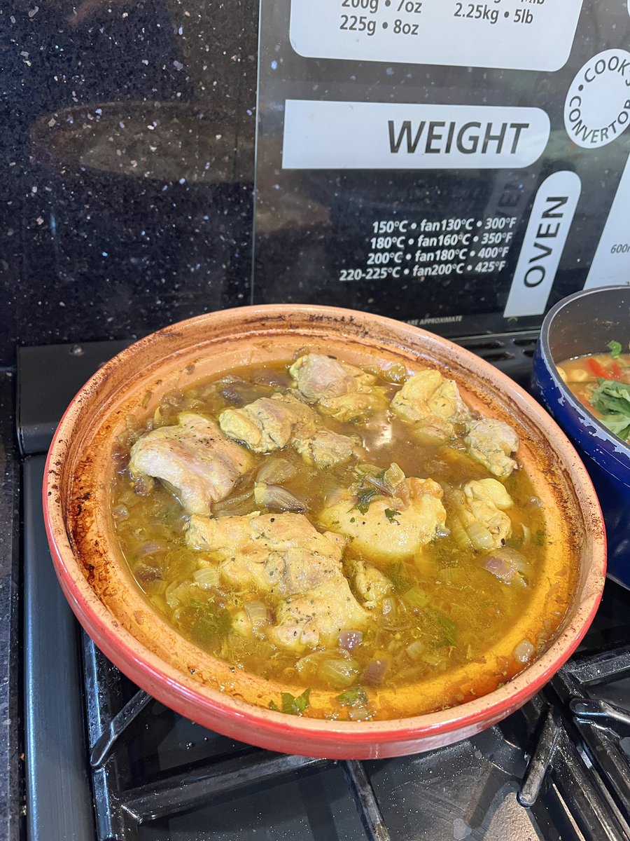 💥 Not made a tagine in years. You forget you have some things. This chicken one has a sweet flavour from the dates but with succulent chicken and a mild spicy 

🌟💫 Recipe here: vm.tiktok.com/ZNdU5HSLH/

#WilkoCooks #Homemade #ChickenTagine #FYP #TwitterSupperClub