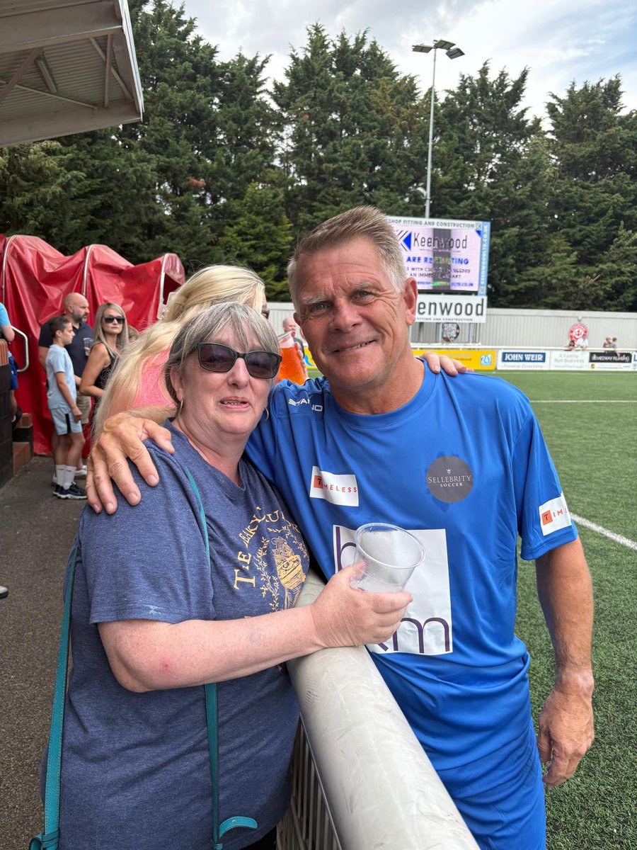 1-0 HT COYGs. 💙this legend <a href="/ChathamTownFC/">Chatham Town</a> #gills