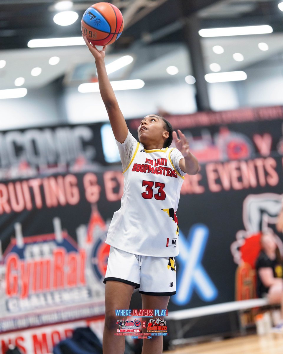 The @mdladyhoopmasters starting off Sunday with a W 🔥 🏀