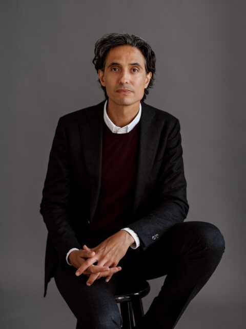 "As readers, we’re wired for some kind of resolution. We’re wired to look for patterns, so I think we gently need to remind ourselves that these are not the only patterns." Akanksha Singh speaks with <a href="/jhkhemiri/">Jonas Hassen Khemiri</a>, author of "The Sisters."  lareviewofbooks.org/article/a-stor…