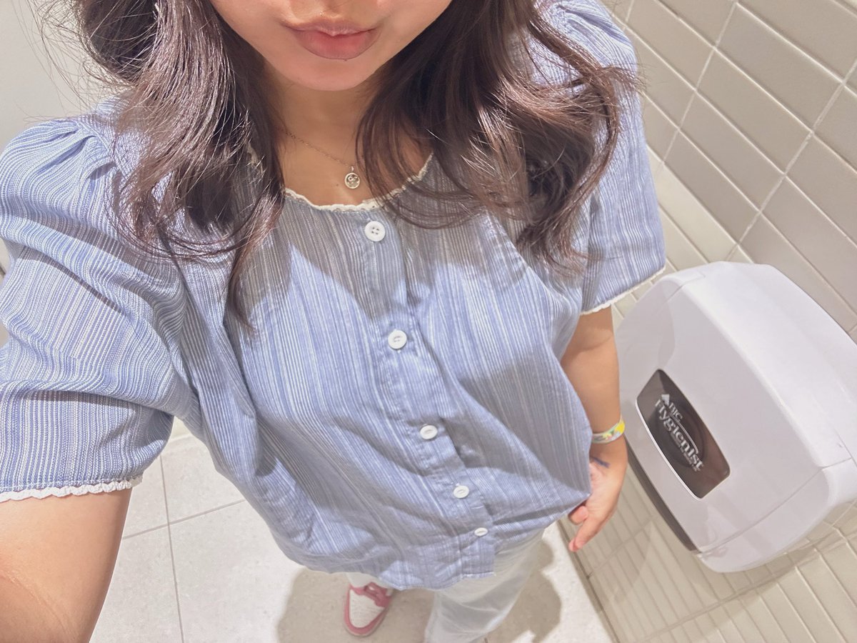 Chobjay1's tweet photo. ให้ทายว่าไปวันไหน👀 https://t.co/h9DFEE6OjJ