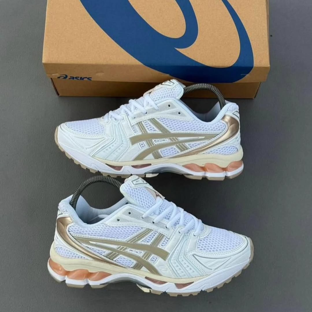 Sneakers 👟 (@sneakersfandom) on Twitter photo 