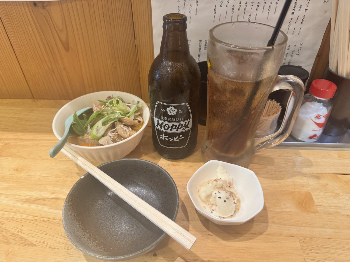 JR東中野
伊勢路
駅から0分の好立地
そしてタバコも吸えお一人様に優しいお店