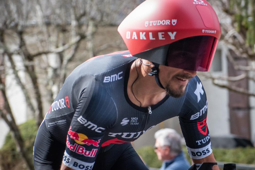 #Cyclisme / Tour de Suisse : Alaphilippe coince et descend du podium final, Vauquelin échoue face à Almeida
▶️lamontagne.fr/montlucon-0310…