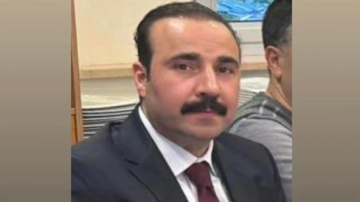 Başından vurulmuş halde bulunan Danıştay hakimi hayatını kaybetti 

🔴Kaldığı otel odasında başından silahla vurulmuş halde bulunan Danıştay Tetkik Hakimi Ahmet Hamidi, tedavi gördüğü hastanede hayatını kaybetti.

nupel.tv/basindan-vurul…