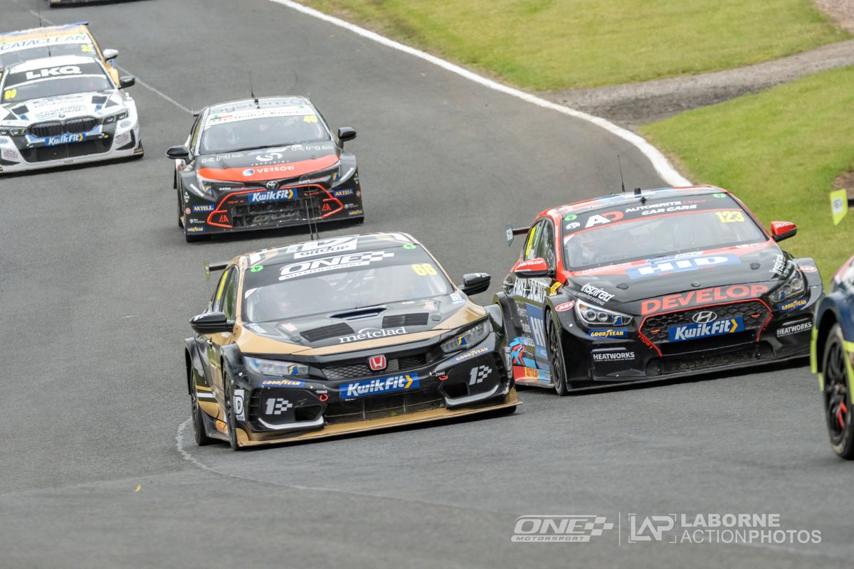 Laborne Action Photos 📸 tweet media