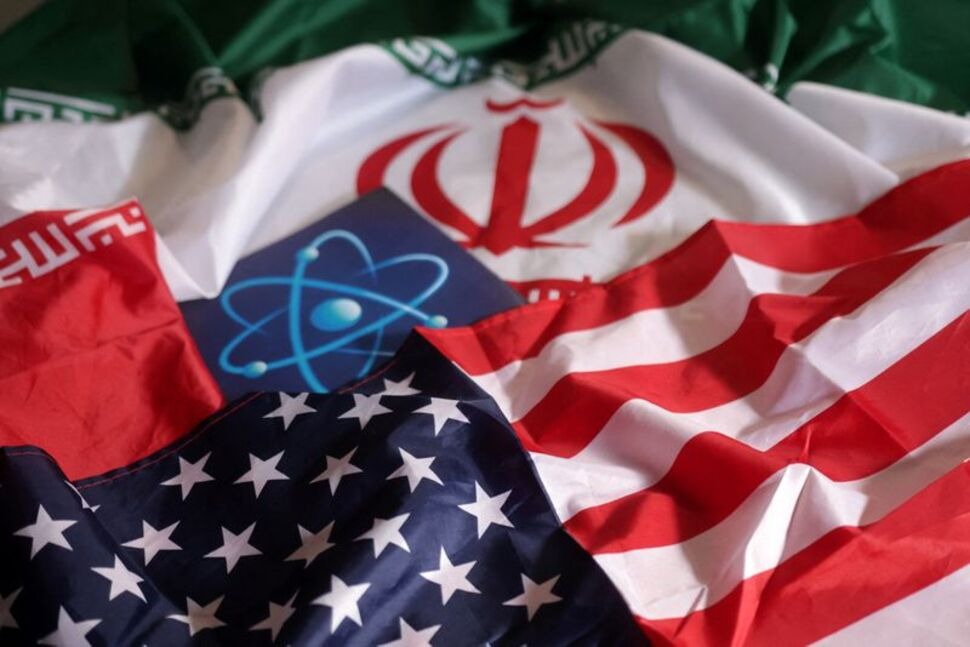 MarioNawfal's tweet photo. 🇺🇸🇪🇺 LEFT IN THE DARK? EUROPE REACTS TO U.S. STRIKES ON IRAN

European leaders are warning of dangerous escalation after the U.S. bombed three Iranian nuclear sites, with many calling for urgent diplomacy.

EU foreign policy chief Kaja Kallas said Iran must not acquire nuclear weapons, but insisted diplomacy is the only path forward.

Italy and the European Council echoed alarm, calling for restraint and a return to talks.

British PM Starmer backed U.S. efforts to curb Iran’s program but stressed the need for regional stability. 

London was informed of the strikes in advance, but the U.S. did not request use of shared military bases like Diego Garcia.

No other EU countries have confirmed advance notice; a signal that Washington may be sidelining Brussels in critical decisions.

Source: Reuters, AP News