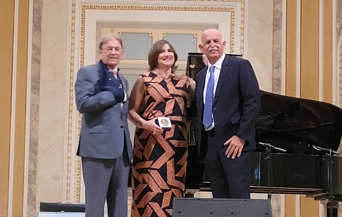 Mª Carmen García tweet media