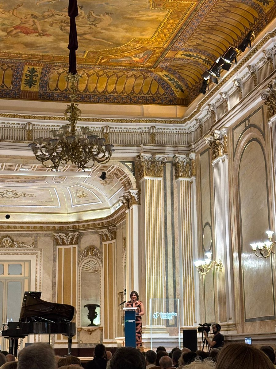 Mª Carmen García tweet media