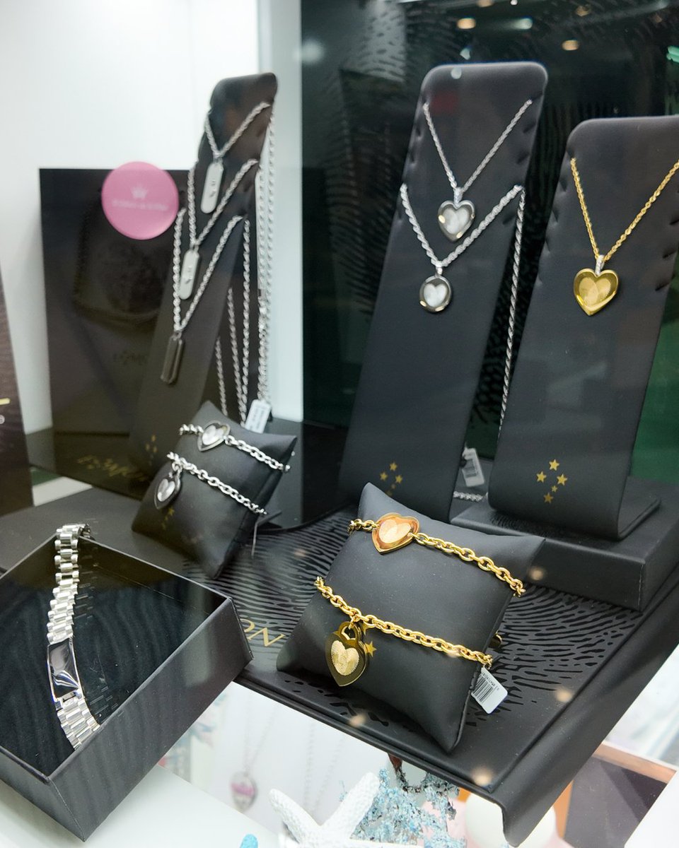 ✨ ¡Llega a Palacio de Plata la colección que habla con el corazón!

Joyas Emotion ya está disponible: crea recuerdos, lleva emociones y regala instantes inolvidables 💎

¿Ya viste tu favorita?
#JoyasEmotion #PalacioDePlata #FerialPlaza #ConectadosContigo