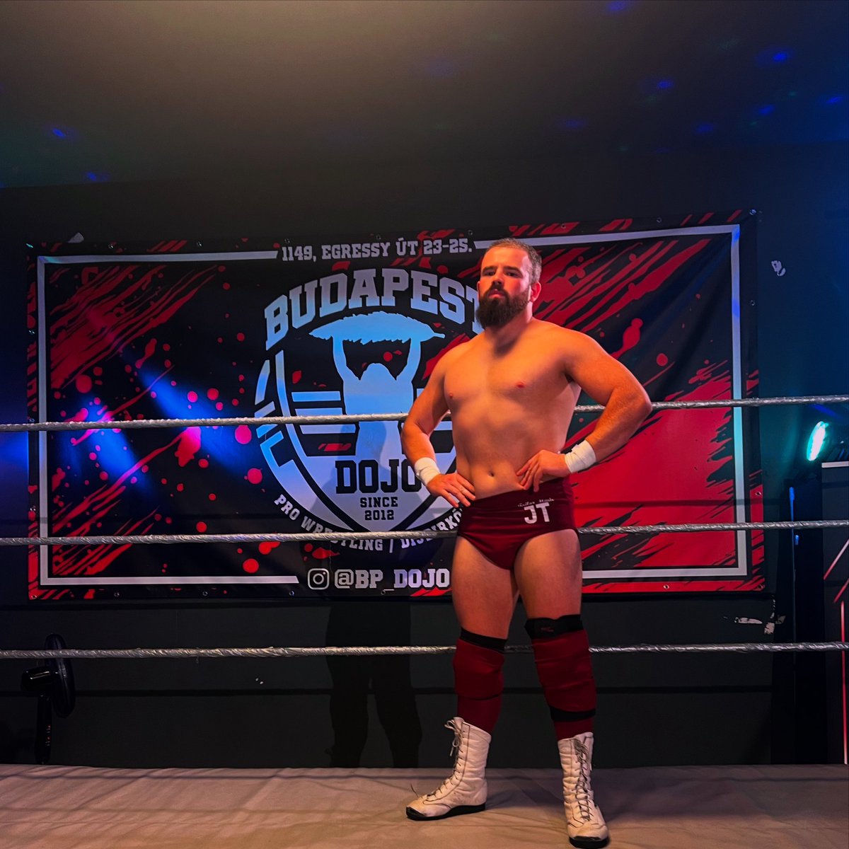 Tailor Made Man James Taylor (@tailormademanpw) on Twitter photo BIG JIMMERS DOJO
<a href="/bp_dojo/">Budapest Dojo</a> debut against a very game @wonder_haze_lucha ๐ฆ ๐ญ๐บ
Until next time BIG JIMMERS DOJO
<a href="/bp_dojo/">Budapest Dojo</a> debut against a very game @wonder_haze_lucha ๐ฆ ๐ญ๐บ
Until next time