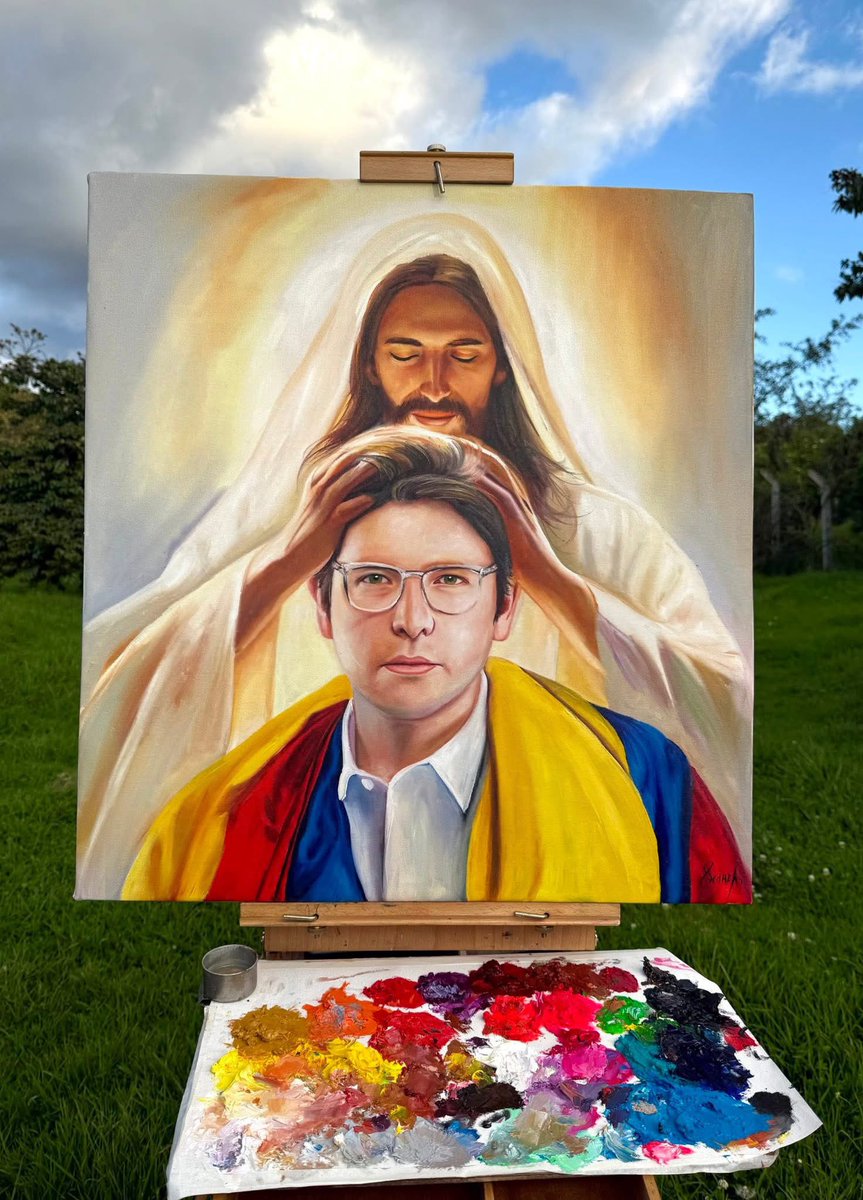7NNoticias's tweet photo. #Actualidad / ¿Qué opina del cuadro que hizo el pintor Juan Pablo Pedraza, en homenaje a Miguel Uribe Turbay?

La obra de arte se llama “La fe mueve montañas” https://t.co/qjILJaJdwV