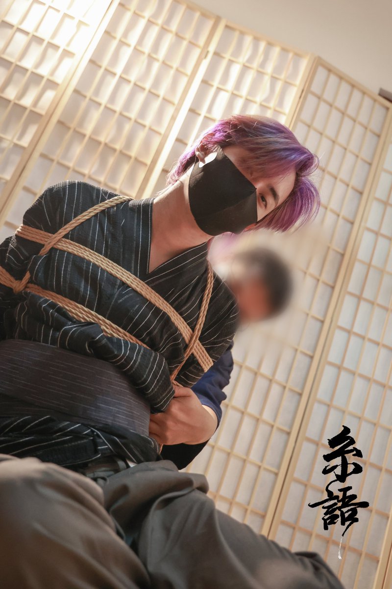 Shibari_Small2 (@shibari_small2) on Twitter photo Model: James <a href="/JamesPangartica/">James Pangartica</a>
Photo: 云翎_Franklin <a href="/Yume0dw/">云翎_Franklin</a>
Rigger: Me @Shibari_Small2
Venue: 糸語繩館 <a href="/6KyK_san/">Sei🪢六凯卡</a> <a href="/XYxy_xiyu/">皙語</a>
-----------------------------------------------
第一次去 "糸語" 參加活動... 縛縛 (Part 1 of 2) Model: James <a href="/JamesPangartica/">James Pangartica</a>
Photo: 云翎_Franklin <a href="/Yume0dw/">云翎_Franklin</a>
Rigger: Me @Shibari_Small2
Venue: 糸語繩館 <a href="/6KyK_san/">Sei🪢六凯卡</a> <a href="/XYxy_xiyu/">皙語</a>
-----------------------------------------------
第一次去 "糸語" 參加活動... 縛縛 (Part 1 of 2)