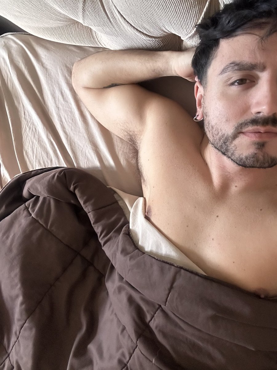 isa vidal tweet media