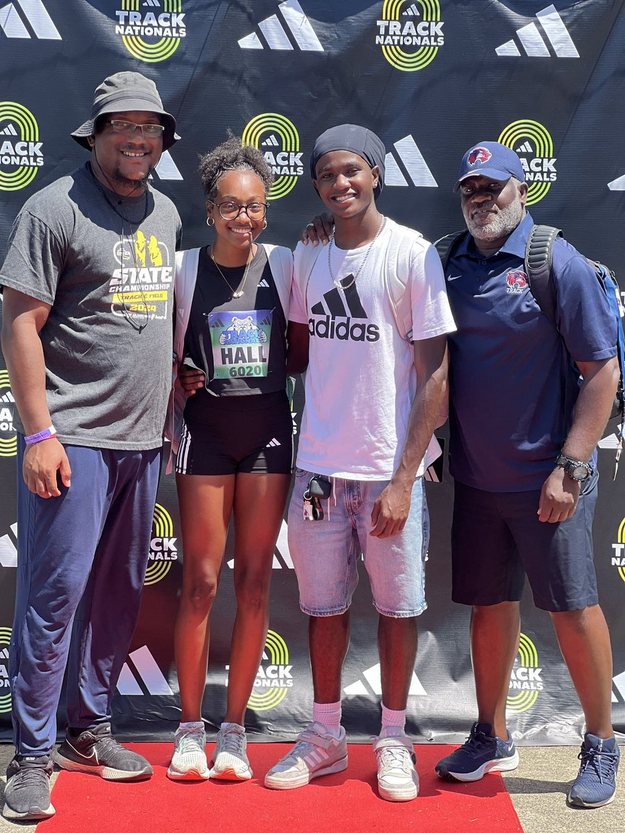 Coach Josh Weaver tweet media