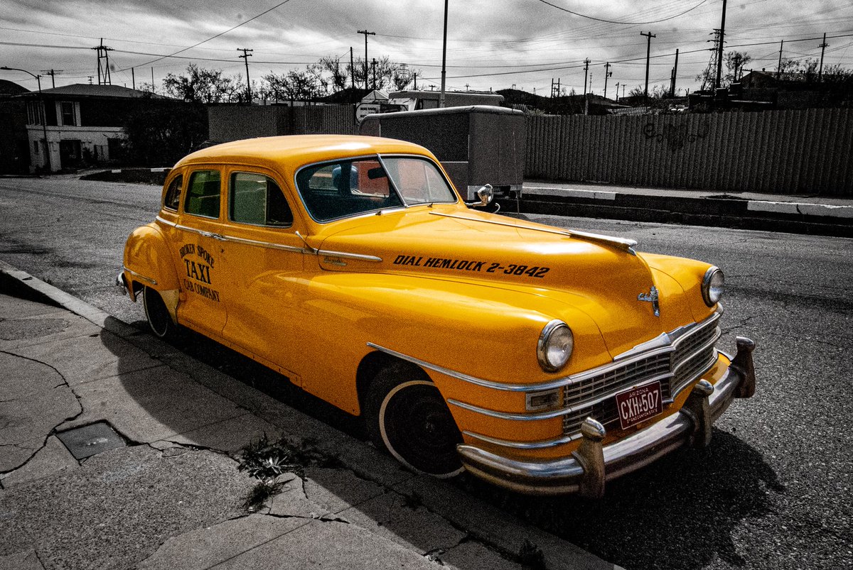BrianDGandy's tweet photo. Share pics and artwork of yellow. https://t.co/oT46hdzydV