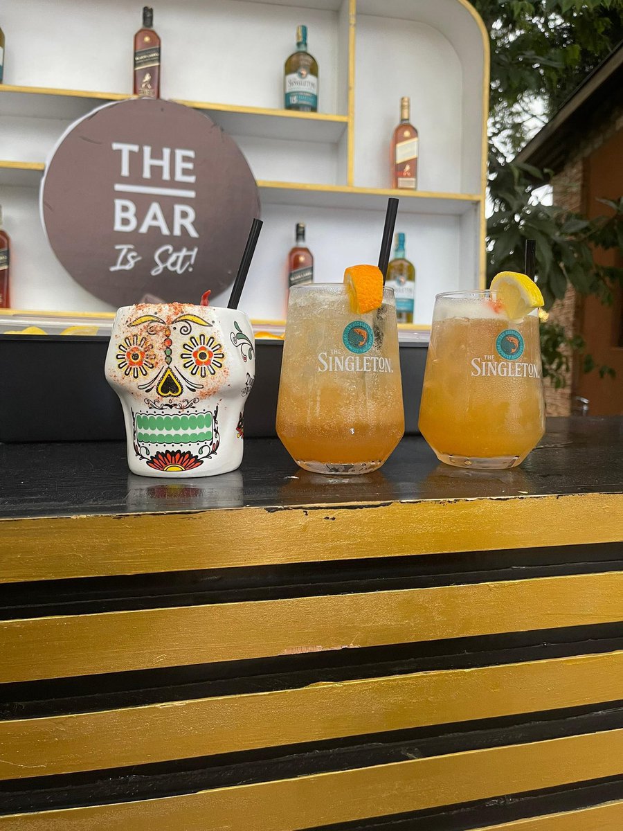 LoneChildMJB's tweet image. Sip, savor, and celebrate with the UBL  bar setup packages. From casual gatherings to luxury soirees, they’ve  got you covered!

Just one call away📞 0800 - 277 - 000

#UBLSoireeExperience | #TheBarIsSet